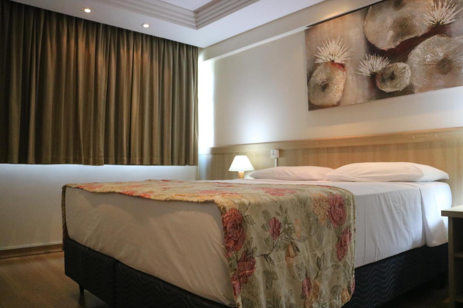 Hotel Golden Park Curitiba By Nacional Inn Exterior foto