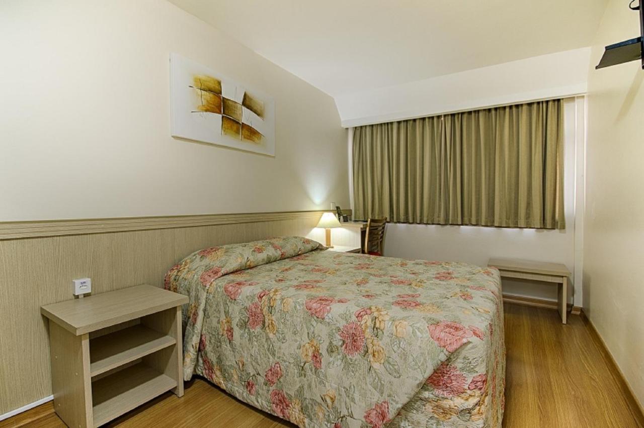 Hotel Golden Park Curitiba By Nacional Inn Exterior foto